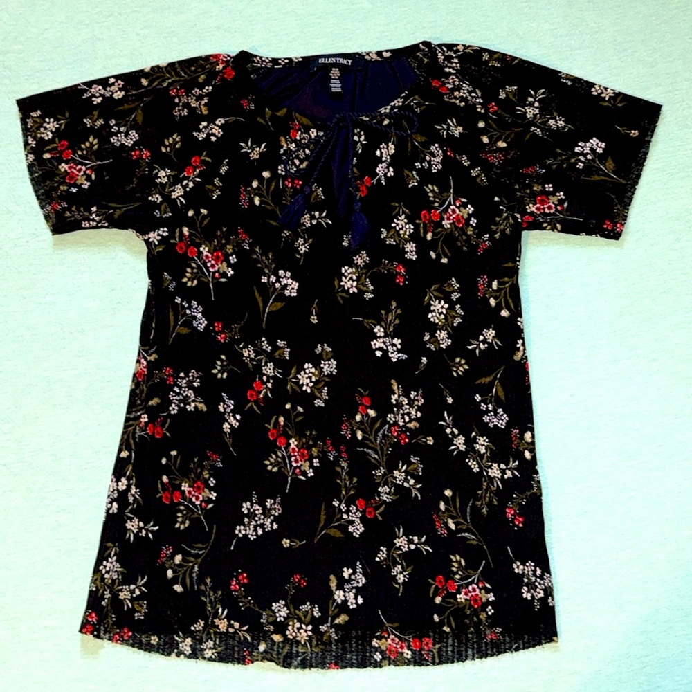 Ellen Tracy XS lined floral top with keyhole tassel drawstring neckline